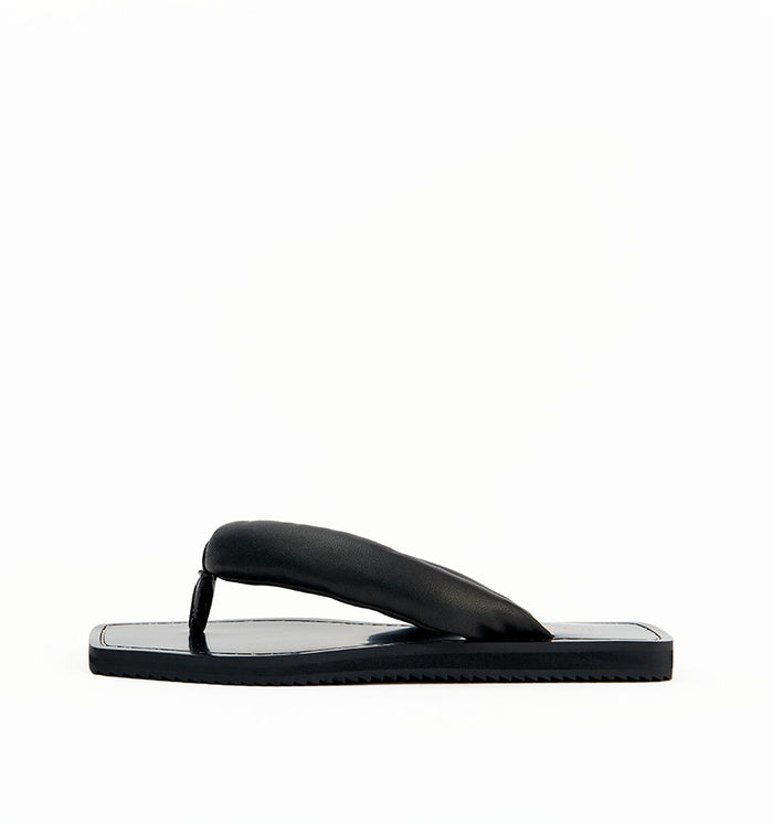 Black Leather / 35