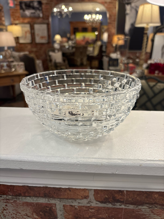 GLASS BOWL FENCE DESIGN