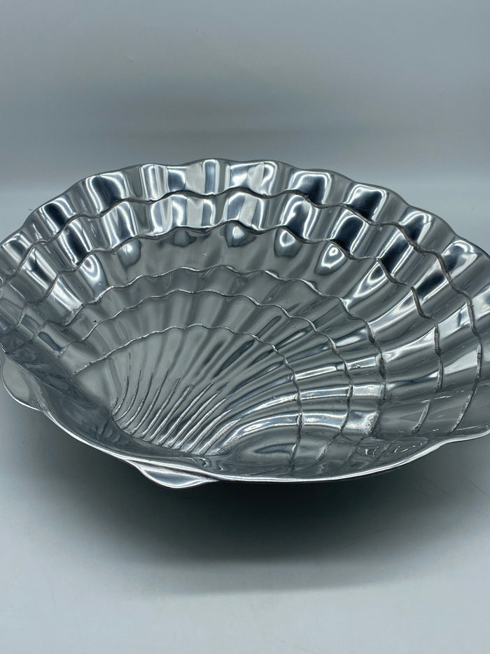 SERVING DISH SILVER SHELL