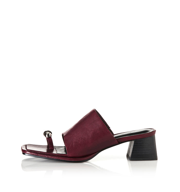 Burgundy Oily Leather / 35