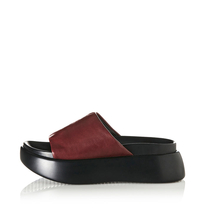 Burgundy Leather / 35