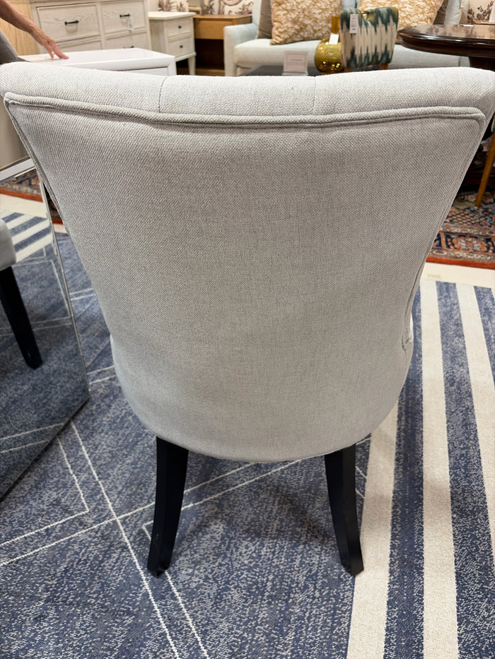 DINING CHAIR GREY FABRIC BUTTON TUFTED