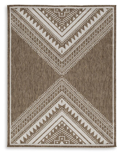 R900011