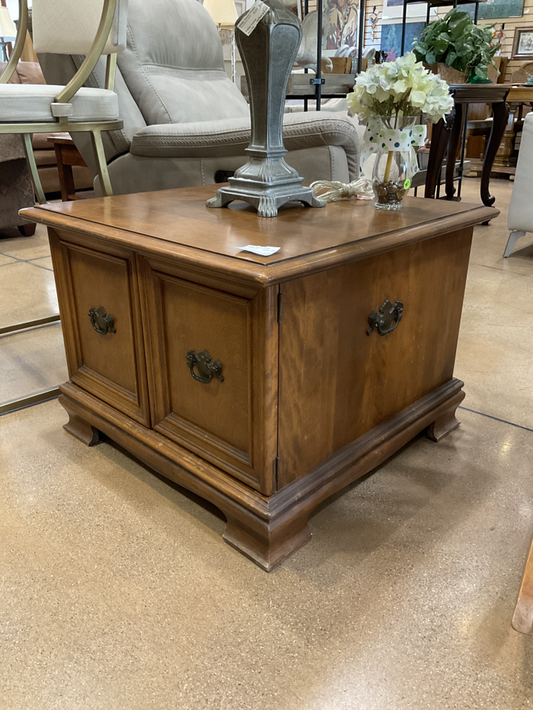 End table