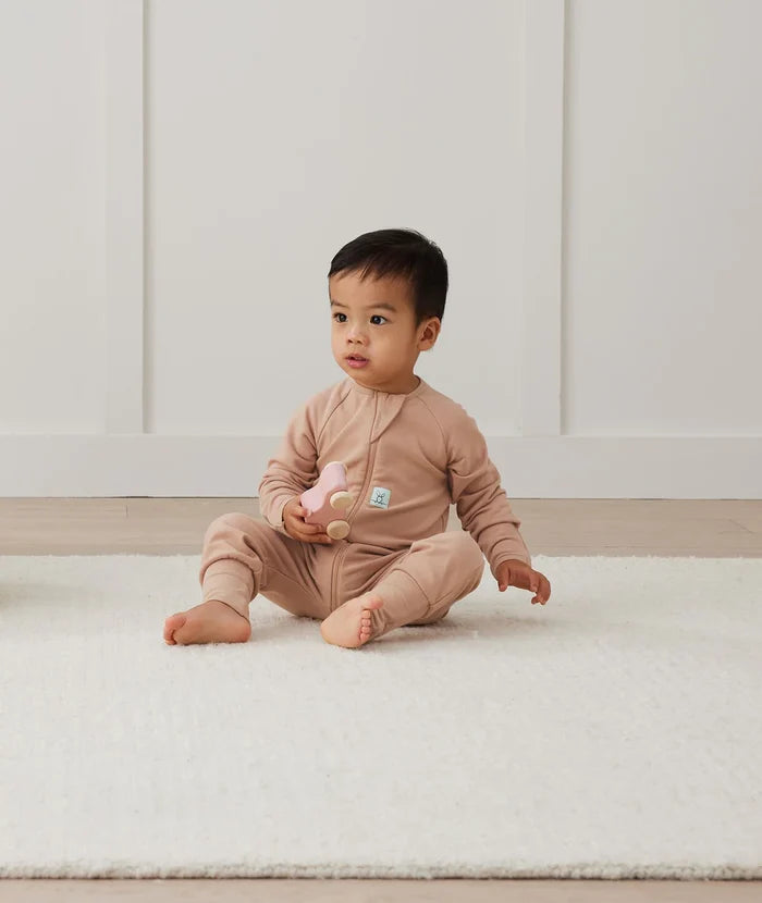 ergoPouch Layer | Long Sleeve Zip Bodysuit 1.0 TOG - Latte