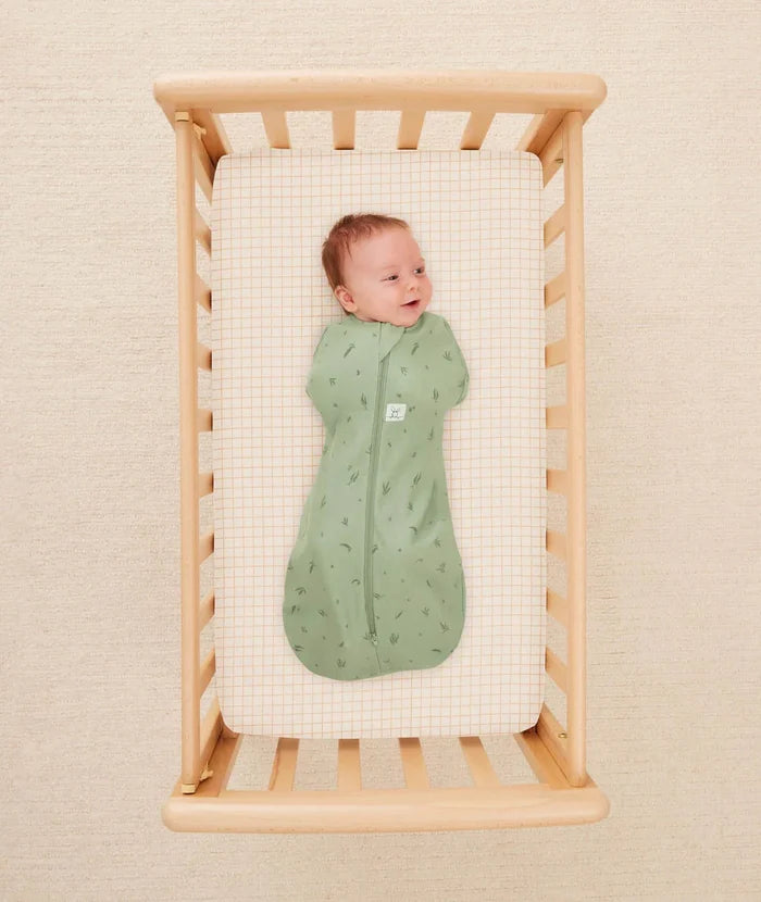 ergoPouch Organic Fitted Bassinet Sheet - Caramel Grid