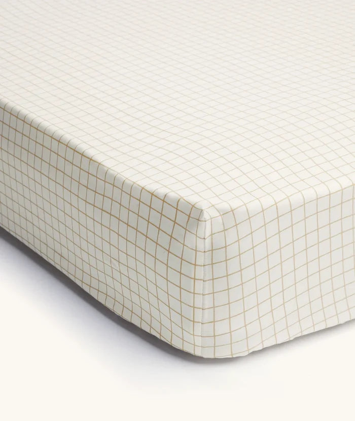 ergoPouch Organic Fitted Cot Sheet - Caramel Grid