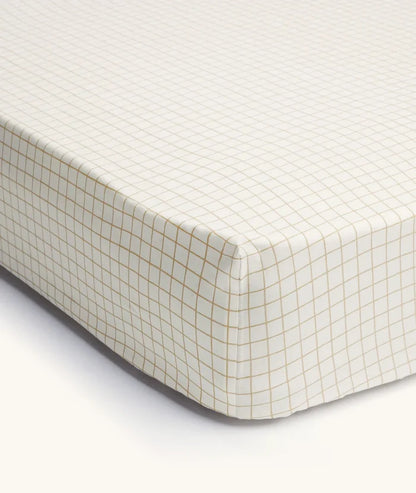 ergoPouch Organic Fitted Cot Sheet - Caramel Grid
