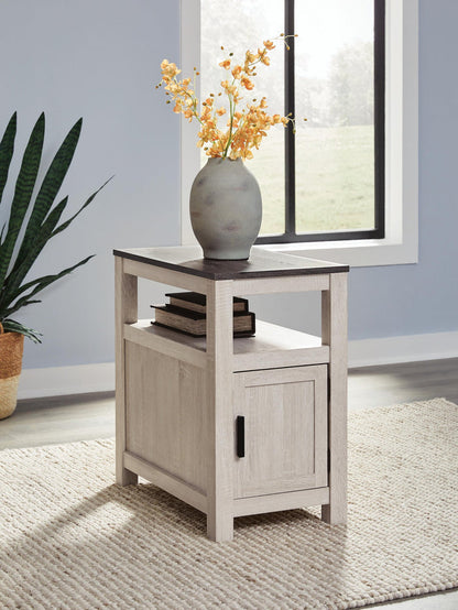 Fendenmore Chair Side End Table