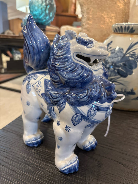 FOO DOG PORCELAIN TABLETOP