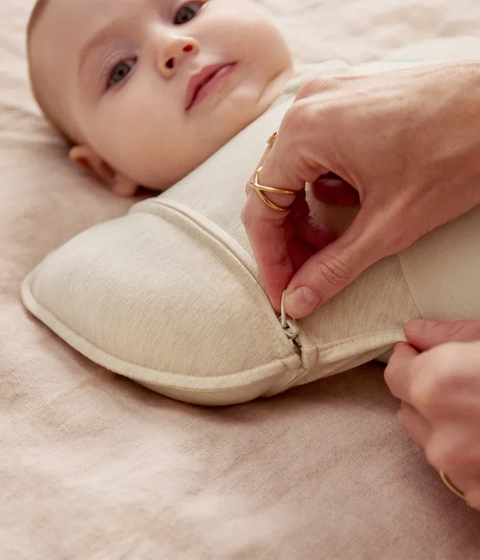 Love to Dream Swaddle Up™ Stretch Cotton Fleece Transition Bag 1.5 TOG - Oatmeal Twigs