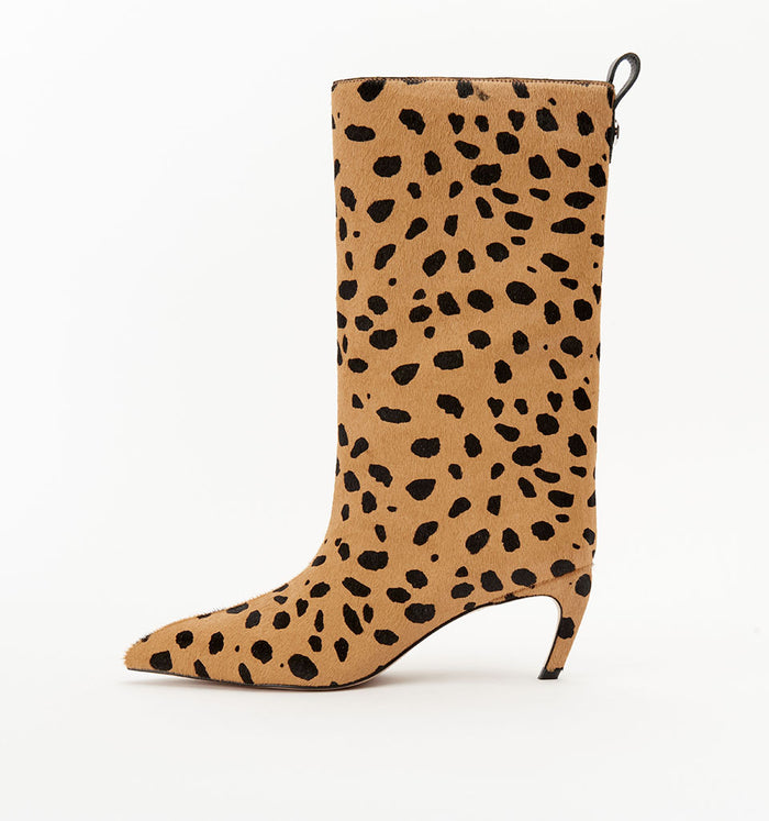 Leopard Pony / 35