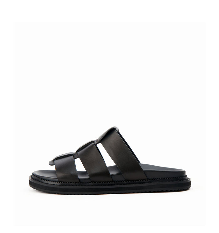 Black Leather / 35