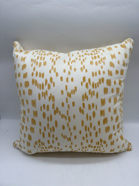PILLOW YELLOW AND WHITE