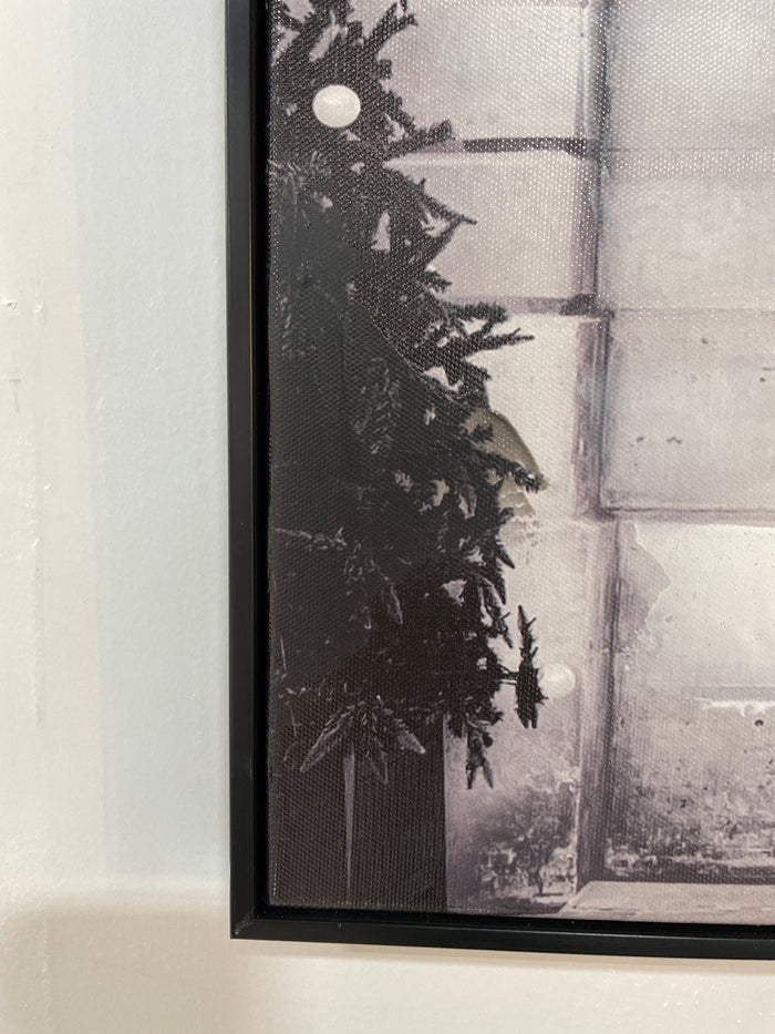PRINT CLASSIC COUTURE III IN BLACK FRAME