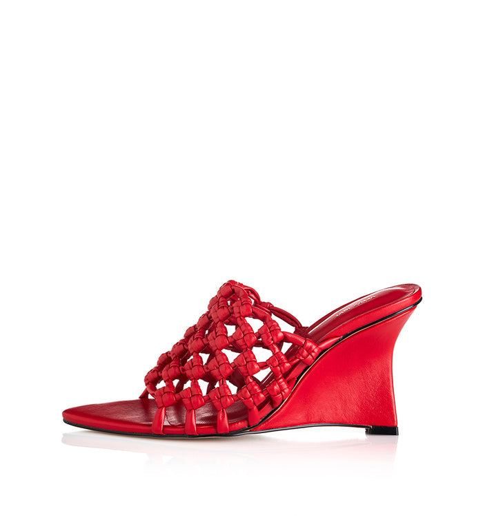 Scarlet / 35