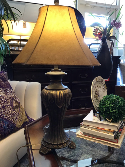 TABLE LAMP BRONZE RIBBED