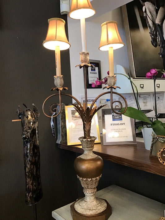 TABLE LAMP TRIPLE LIGHT CANDELABRA