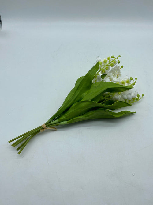 WHITE REAL TOUCH LILY BUNDLE