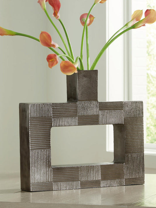 Wrengrove Vase